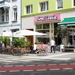 Modern Micro-Apartment In Pempelfort